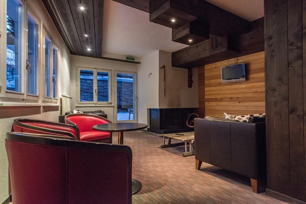 סאס פה Hostel Walser מראה חיצוני תמונה